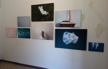 Beatriz Polo mostra la seva obra L’Illa a una exposició individual al festival internacional de fotografia Cortona on the move, Itàlia, gràcies a l’acord establert entre el festival i l’IEB